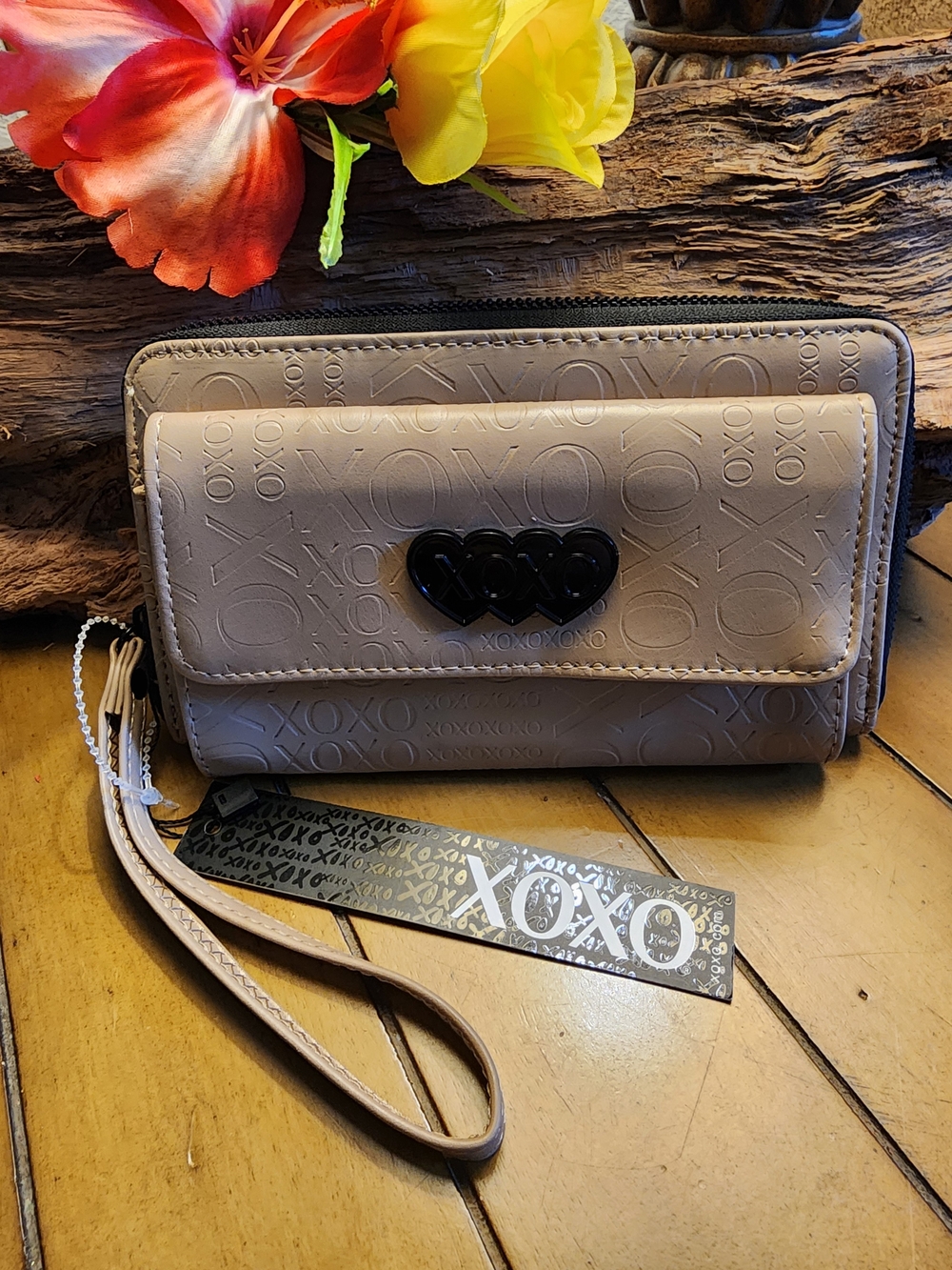 XOXO Taupe Wristlet Wallet - Black Heart Embossed Logo Y2K